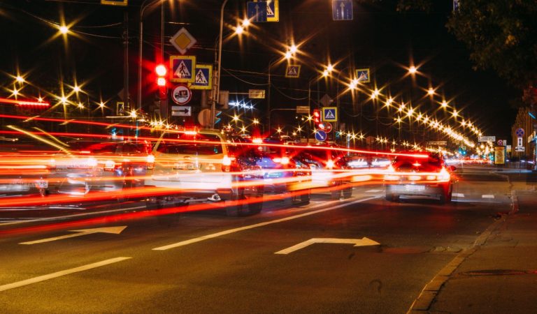 Ce se întâmplă dacă ești implicat într-un accident și celălalt șofer are polița expirată?